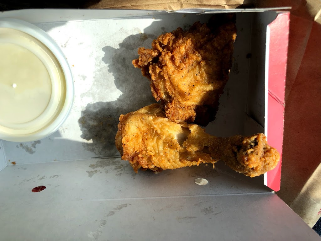 KFC | 10068 McLaughlin Rd, Brampton, ON L7A 2X6, Canada | Phone: (905) 495-2367