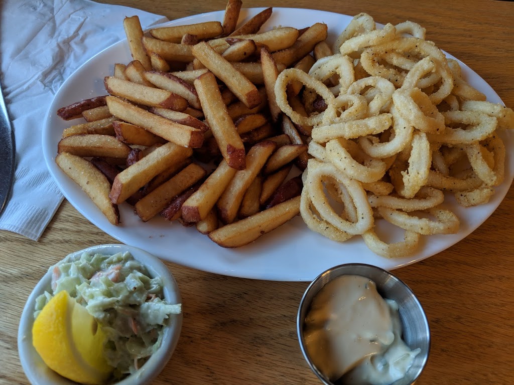 Boondocks Restaurant | 6 Government Wharf Rd, Eastern Passage, NS, Canada | Phone: (902) 465-3474