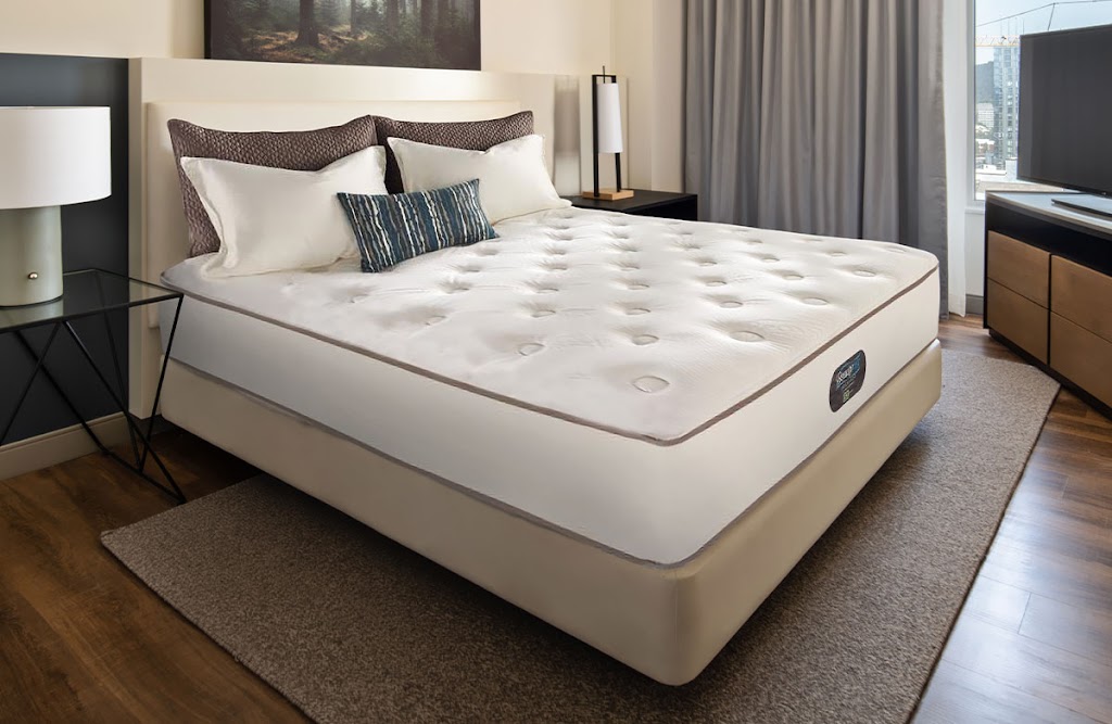 Urban City Furniture | 8 Country Ridge Ct, Brampton, ON L6P 3S2, Canada | Phone: (416) 258-9885