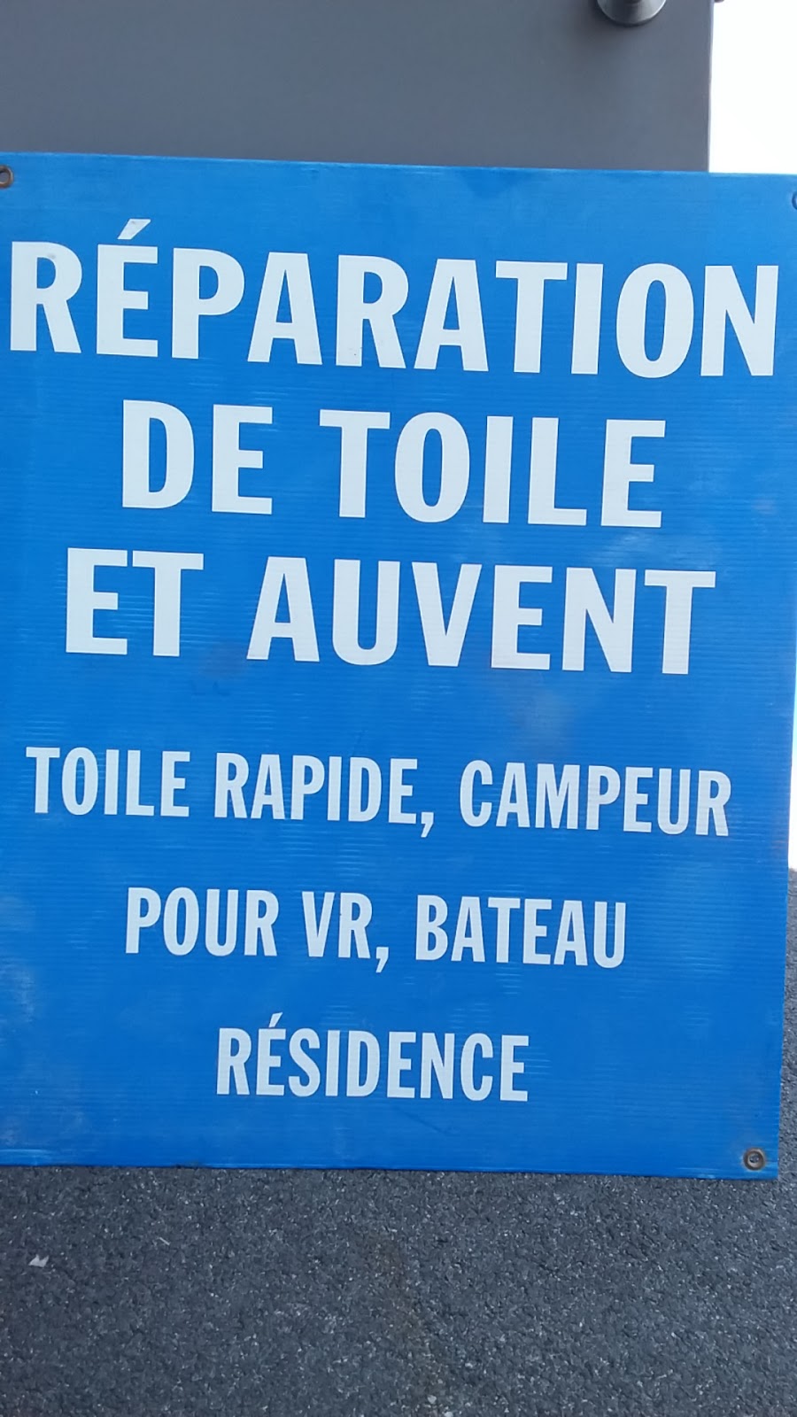 Les toiles mobiles | 577 Rue Édouard, Granby, QC J2G 3Z6, Canada | Phone: (514) 347-9020
