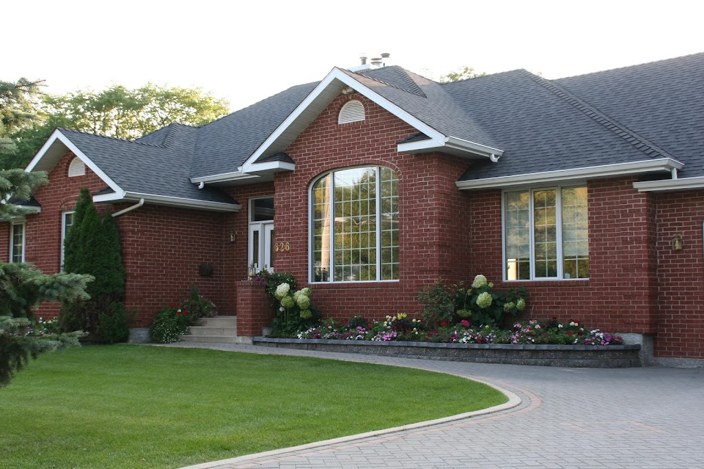 G & G Roofing And Renovations | 148 Burke Bay, Winnipeg, MB R3X 2G7, Canada | Phone: (204) 809-9069