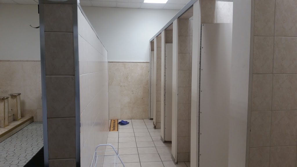 Ummah Nabawiah Masjid | 2074 Kipling Ave, Etobicoke, ON M9W 4J9, Canada | Phone: (416) 748-8033