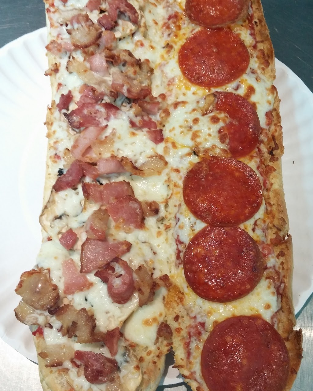 King Pizza | 510 Driftcurrent Dr #12, Mississauga, ON L4Z 4B4, Canada | Phone: (905) 890-1888