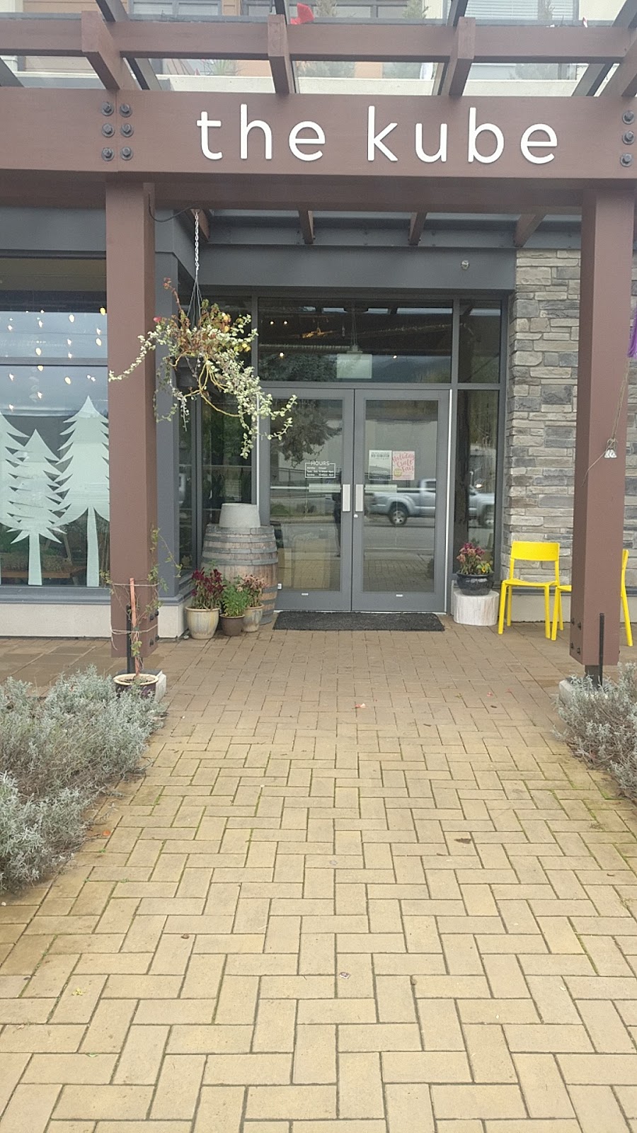 the kube | 875 Gibsons Way #104, Gibsons, BC V0N 1V8, Canada | Phone: (778) 462-2055