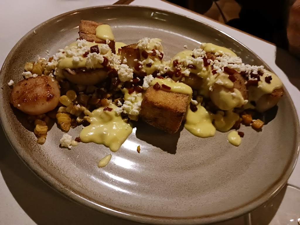 Bistro Henri | 66 Rue Principale, Grandes-Bergeronnes, QC G0T 1G0, Canada | Phone: (418) 232-6543
