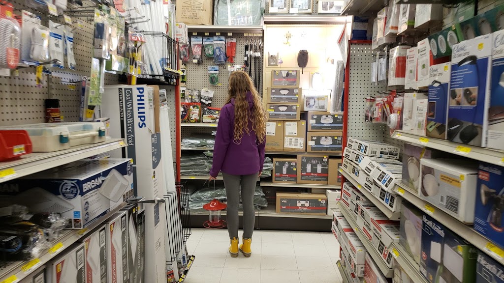 Trail Bay Home Hardware | 5484 Trail Ave, Sechelt, BC V0N 3A0, Canada | Phone: (604) 885-9828