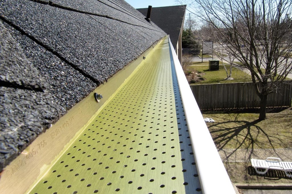 Seamless Eavestrough Manufacturing Inc | 9707 Regional Rd 25, Milton, ON L9T 2X7, Canada | Phone: (905) 693-9565