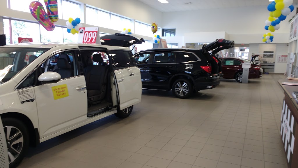 Halton Autolease Inc | 4100 Harvester Rd, Burlington, ON L7L 0C1, Canada | Phone: (905) 681-2200