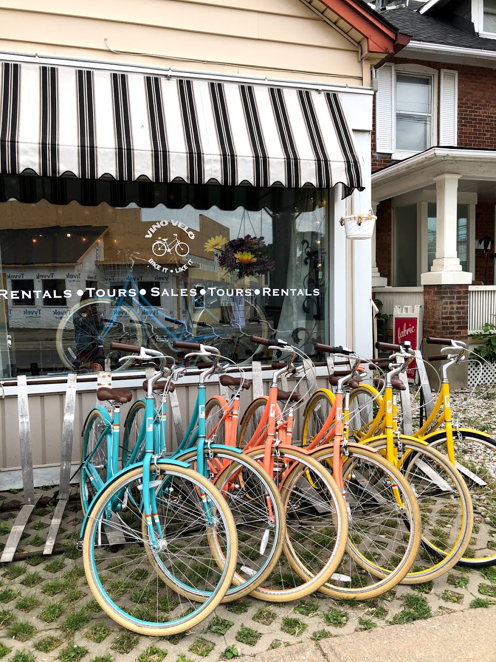 Vino Velo Bike Wine Tours & Bike Rentals | 1511 Niagara Stone Rd, Niagara-on-the-Lake, ON L0S 1J0, Canada | Phone: (905) 468-1280