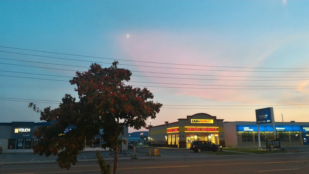 Chicago Joes Thunder Bay | 555 Arthur St W, Thunder Bay, ON P7E 5R5, Canada | Phone: (807) 577-8880