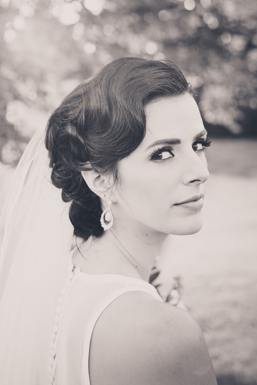 Bombshell Hair Design | 283 Parkin Cir, Gloucester, ON K1T 4G8, Canada | Phone: (613) 252-0011