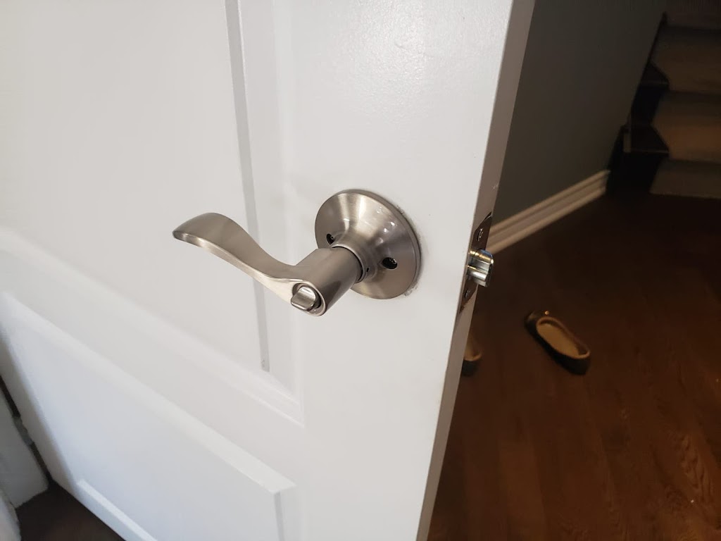 Hero Locksmith Ottawa | 2078 Leinster Cir, Ottawa, ON K2S 2Z5, Canada | Phone: (613) 240-6340