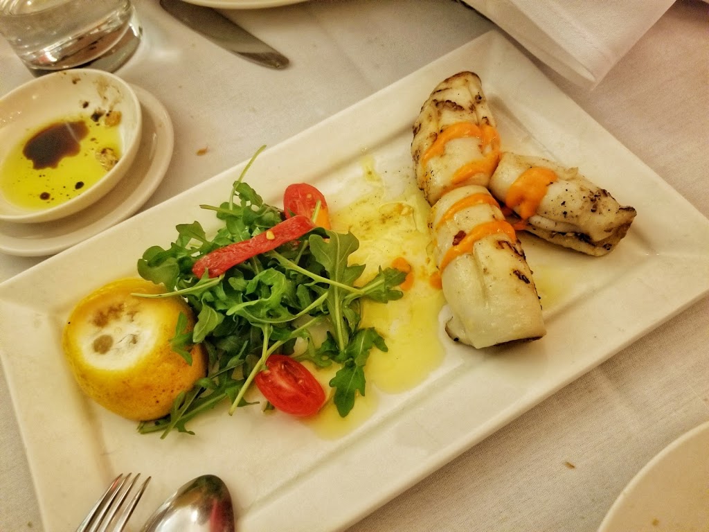 LaVinia Restaurant | 2350 Lake Shore Blvd W, Etobicoke, ON M8V 1B6, Canada | Phone: (647) 748-2350