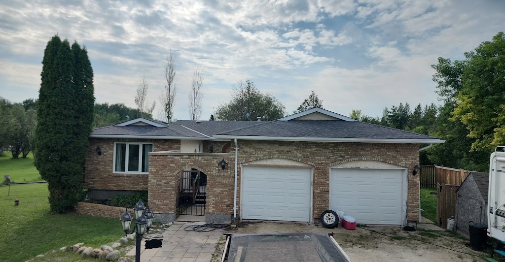 XACT Roof & Renovation Ltd. | 227 Regent Ave W, Winnipeg, MB R2C 1R3, Canada | Phone: (204) 338-8900