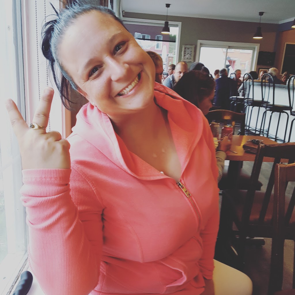 Restaurant Maurice | 155 Rue Tyler, Ayers Cliff, QC J0B 1C0, Canada | Phone: (819) 838-4855