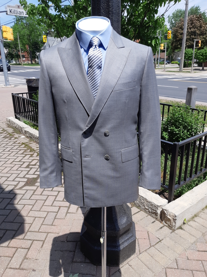 Threads Tailoring and Shoes | 10060 Keele St #6, Maple, ON L6A 4V6, Canada | Phone: (416) 678-9450