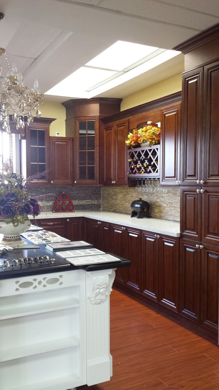 Timeless Kitchens & Stone Inc. | 405 St Paul St, St. Catharines, ON L2R 3N1, Canada | Phone: (289) 362-4777