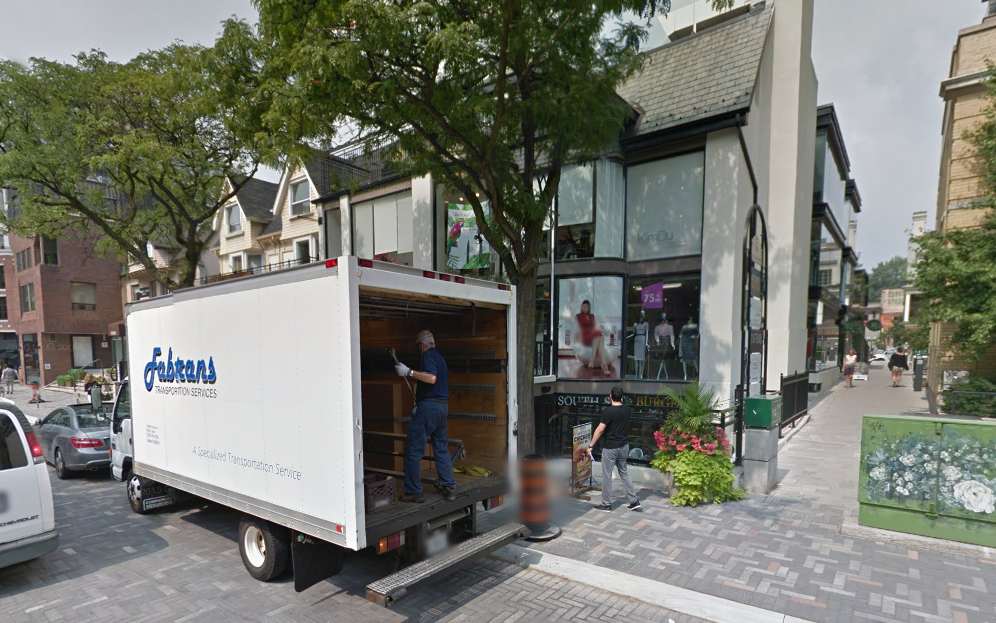 Teatro Verde | 55 Avenue Rd, Toronto, ON M5R 3L2, Canada | Phone: (416) 966-2227