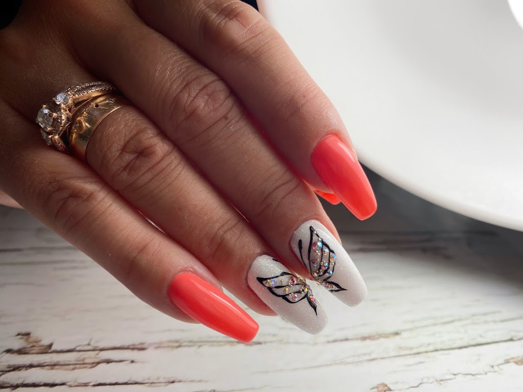 Aura Nails | 9880 Athens Rd SE, Calgary, AB T2J 1B9, Canada | Phone: (403) 862-9465
