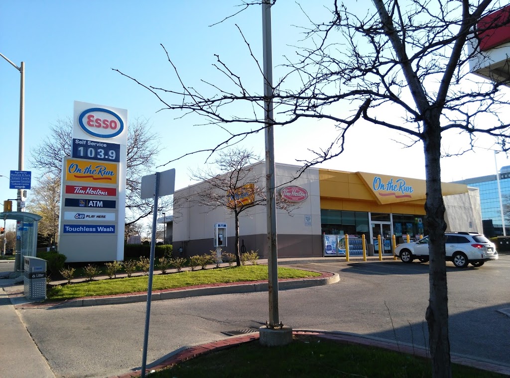Esso | 843 Don Mills Rd, North York, ON M3C 1V4, Canada | Phone: (416) 447-3776