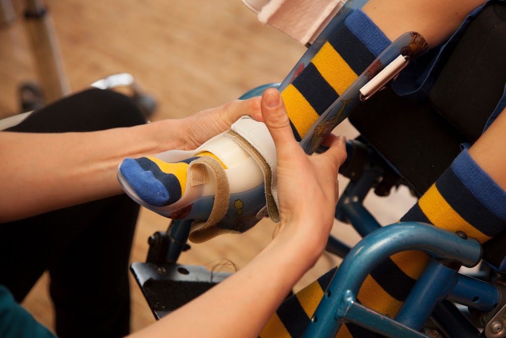 Boundless Biomechanical Bracing | 2601 Matheson Blvd E #9, Mississauga, ON L4W 5A8, Canada | Phone: (905) 602-0650