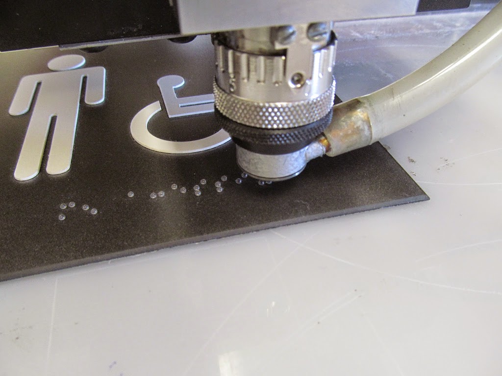 Engraving Extremes | 31 Weber St N, Waterloo, ON N2J 3G5, Canada | Phone: (519) 885-0380