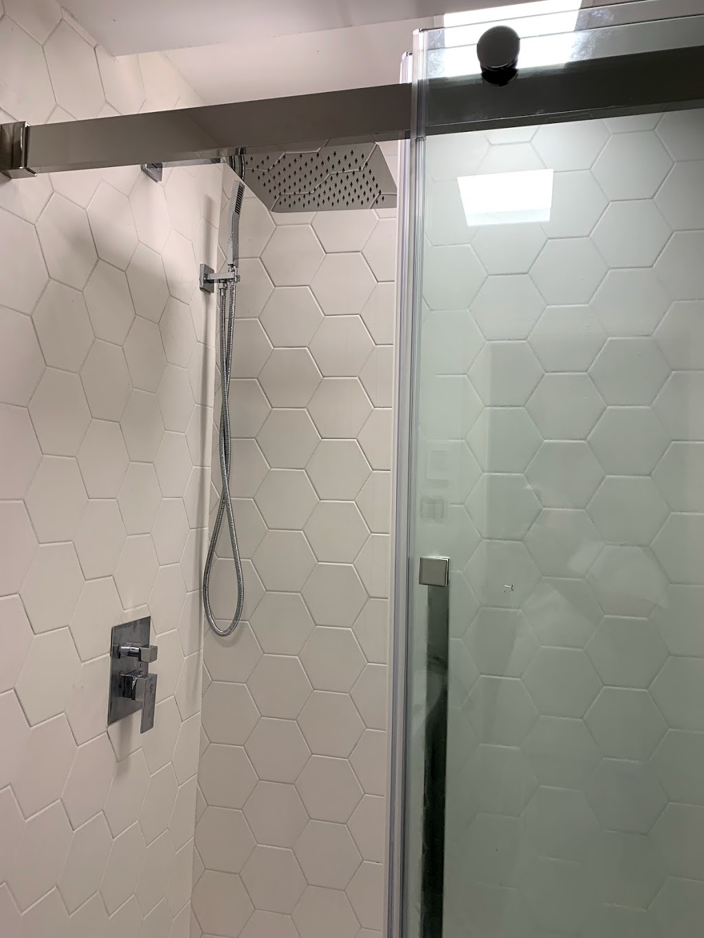 Plomberie Malv Inc | 101 Rue des Berges, Vaudreuil-Dorion, QC J7V 9X3, Canada | Phone: (514) 815-9968