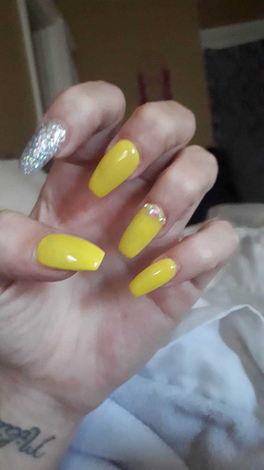 Star Nails | 470 Dundas St E, Belleville, ON K8N 1G1, Canada | Phone: (613) 961-1731