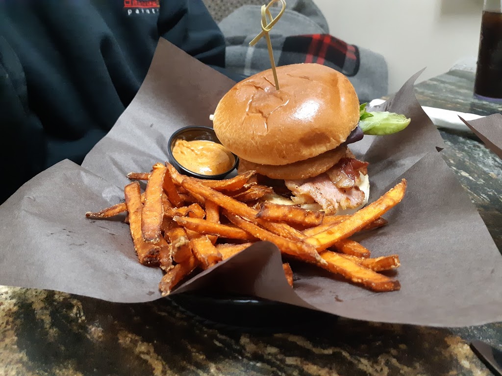 The Burger Shop | 309 Ecclestone Dr, Bracebridge, ON P1L 1G6, Canada | Phone: (705) 645-0355