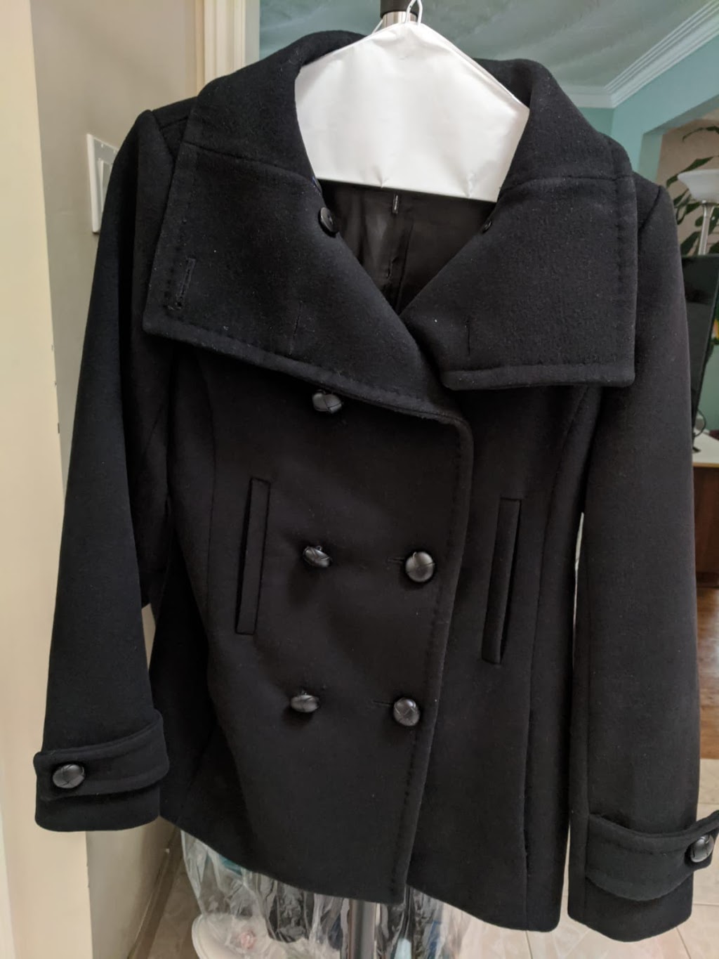 Kingston Drycleaners | 1550 Kingston Rd, Pickering, ON L1V 1C3, Canada | Phone: (905) 831-6544