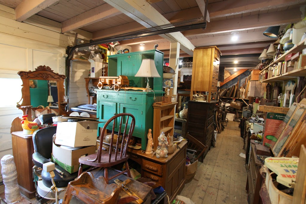 Antiquité Brocante Chez Yvan | 279 Chemin du Roy, Deschambault, QC G0A 1S0, Canada | Phone: (418) 286-4112