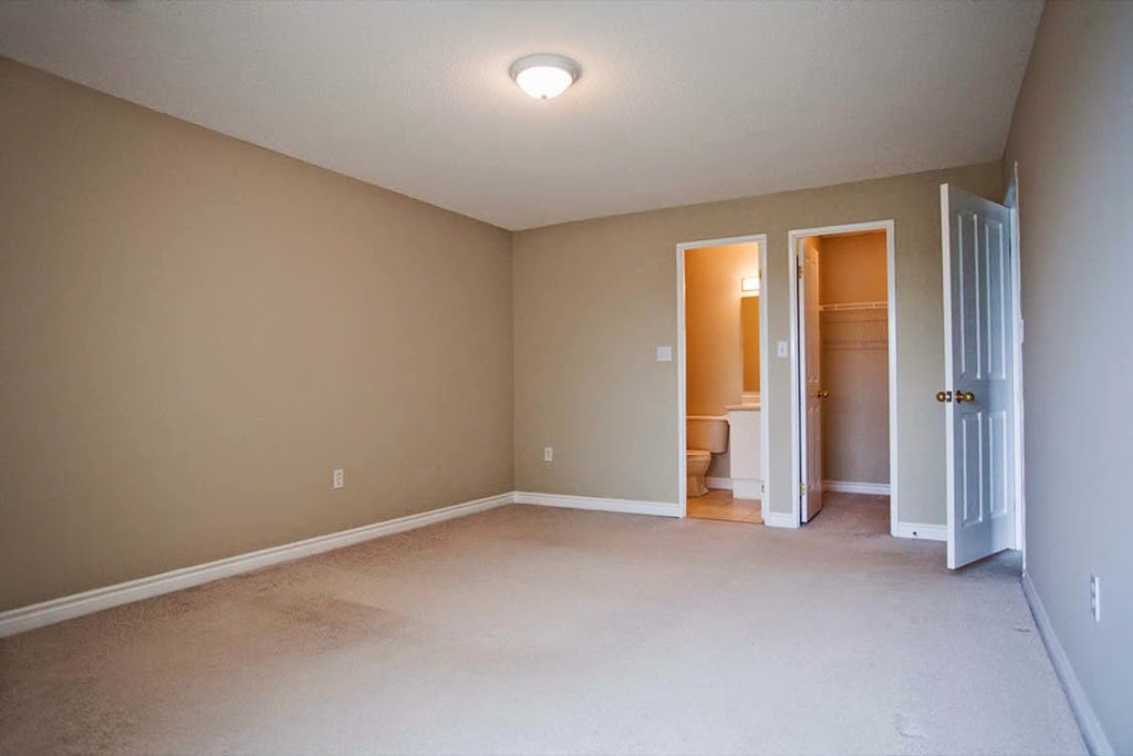 William Apartments | 55 William St W, Waterloo, ON N2L 1J6, Canada | Phone: (519) 584-2332