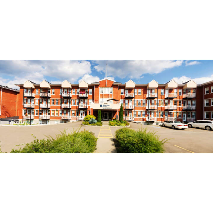 Manoir Notre Dame | 680 Bd Saint-Joseph, Roberval, QC G8H 2L2, Canada | Phone: (418) 275-2669