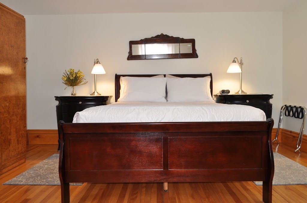 Holmans Heritage Suites | 286 Fitzroy St Floor 2, Summerside, PE C1N 1J2, Canada | Phone: (902) 432-4783