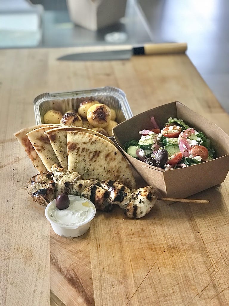 Foodie Love | 2530 Third Line, Oakville, ON L6M 0G8, Canada | Phone: (289) 837-3406