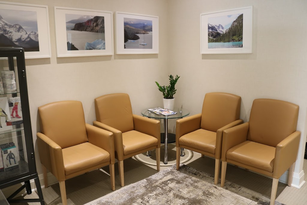 Aurora Foot Clinic & Orthotic Centre | 372 Hollandview Trail, Aurora, ON L4G 0A5, Canada | Phone: (905) 727-1446