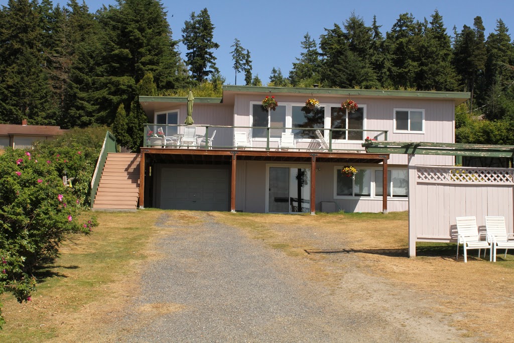 Lopez Islander Resort and Marina | 2864 Fisherman Bay Rd, Lopez Island, WA 98261, USA | Phone: (360) 468-2233