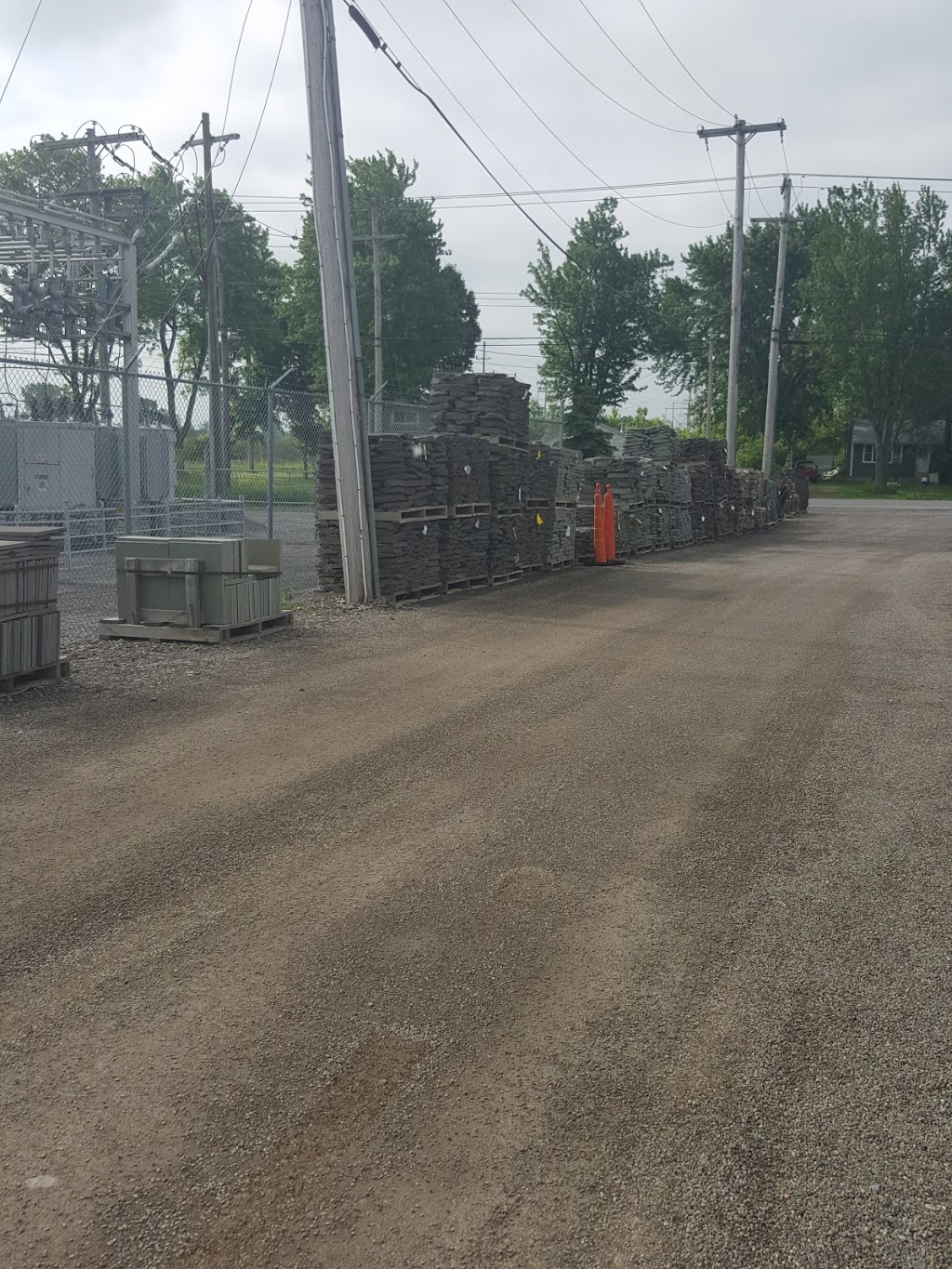 L M Stone & Topsoil Ltd | 11190 Walden Ave, Alden, NY 14004, USA | Phone: (716) 683-1098