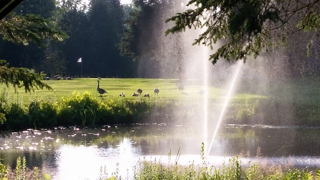 Club de Golf Estérel | 44 Chem. Fridolin-Simard, Estérel, QC J0T 1E0, Canada | Phone: (450) 228-4532