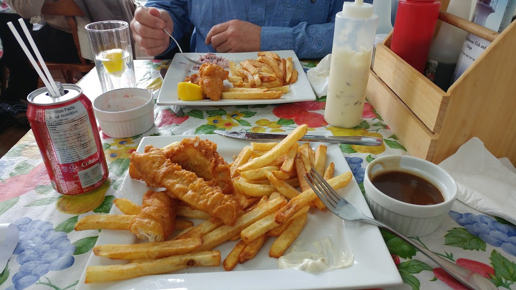 The Lighthouse Fish and Chips Plus English Greats | 1831 Main St W, Hamilton, ON L8S 1H6, Canada | Phone: (289) 396-0084