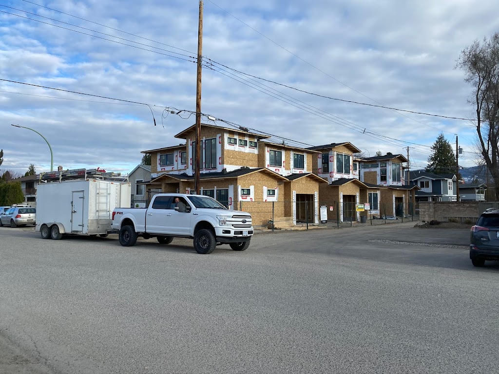 Hoa An Market | 10 Hesse Bay, Regina, SK S4R 7Z9, Canada | Phone: (306) 522-3885