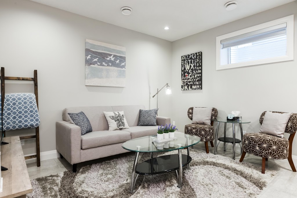 Pique Properties | 1727 163 St SW, Edmonton, AB T6W 3P6, Canada | Phone: (780) 964-6522