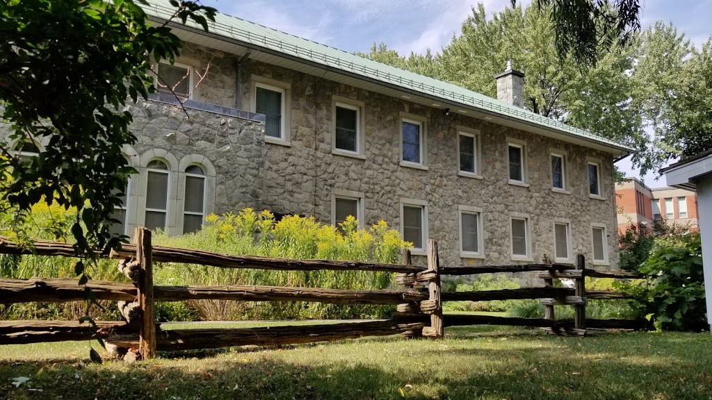 Maison Saint-Gabriel | 2146 Place Dublin, Montréal, QC H3K 2A2, Canada | Phone: (514) 935-8136