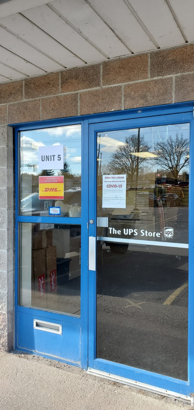 DHL Authorized Shipping Centre Barrie | 190 Minets Point Rd Unit 5, Barrie, ON L4N 8J8, Canada | Phone: (705) 733-1991