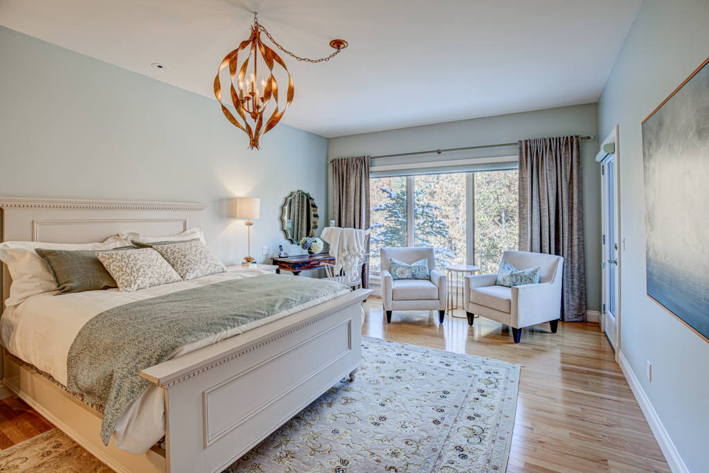 Sarah Michel Realtor Century 21 | 31 Southridge Dr 1- 199, Okotoks, AB T1S 2N3, Canada | Phone: (587) 226-2424