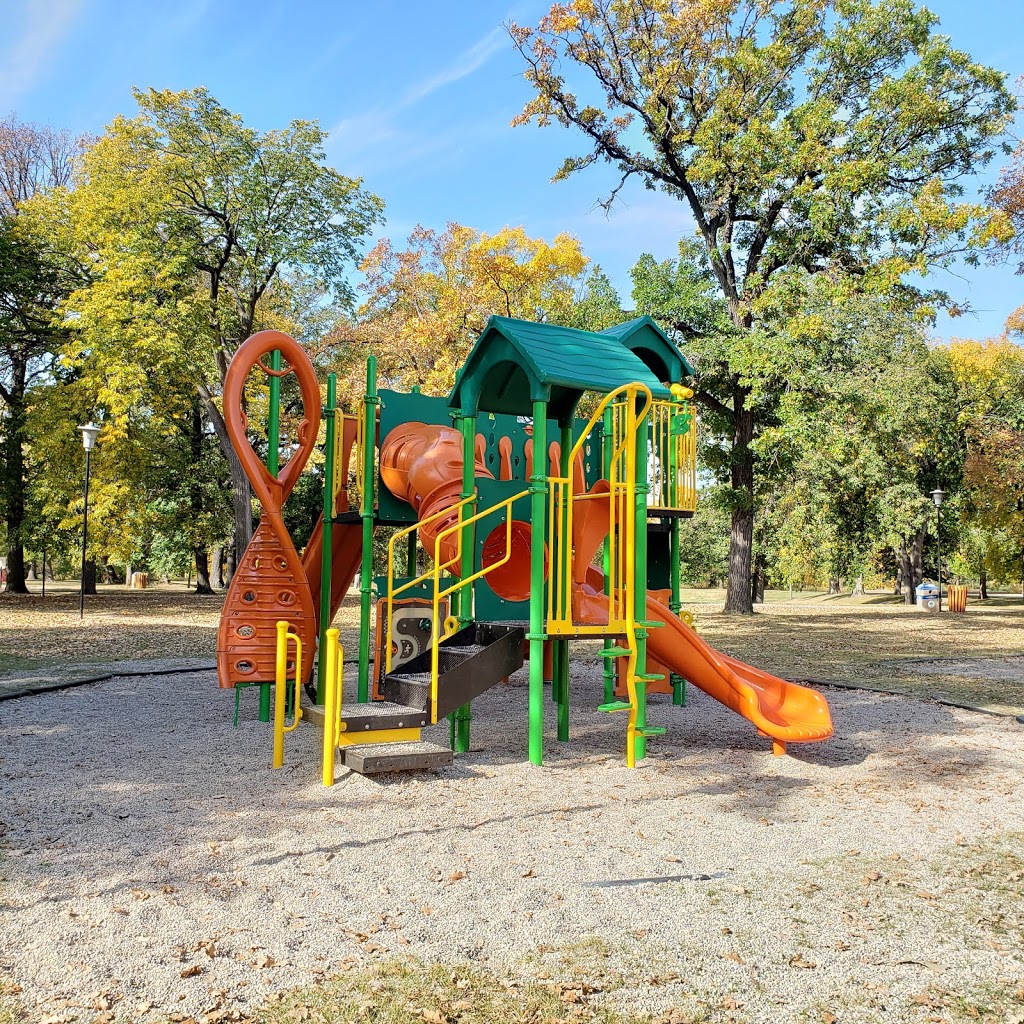 Morden Spray Park | 12 St, Morden, MB R6M 1N9, Canada | Phone: (204) 822-5431