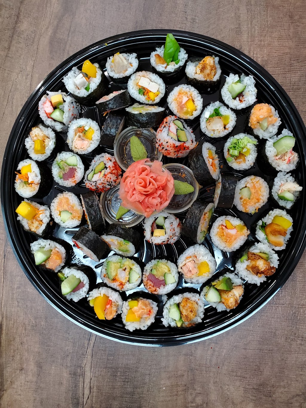 Yume sushi | 469 Rue Saint-Isidore, Saint-Lin - Laurentides, QC J5M 0M3, Canada | Phone: (450) 439-3737