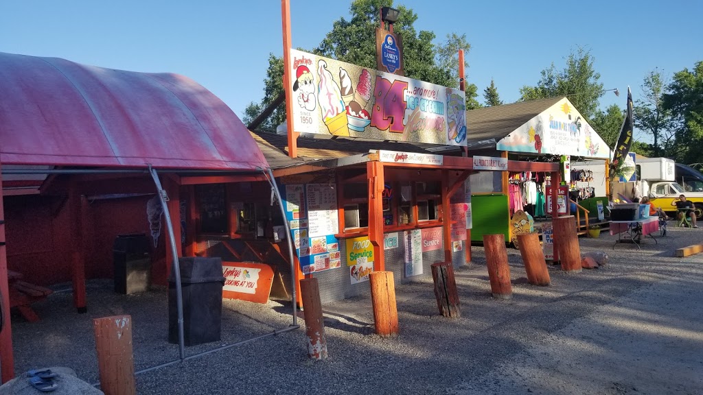 Lankys | 85 Grand Beach Rd, Grand Marais, MB R0E 0T0, Canada | Phone: (204) 754-2106