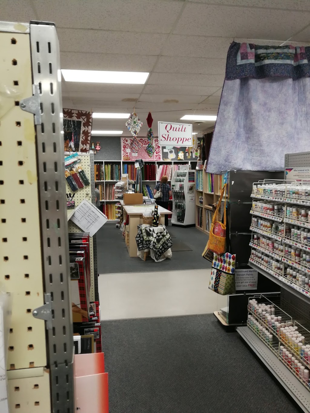 Mary Maxim | 75 Scott Ave, Paris, ON N3L 3G5, Canada | Phone: (888) 442-2266