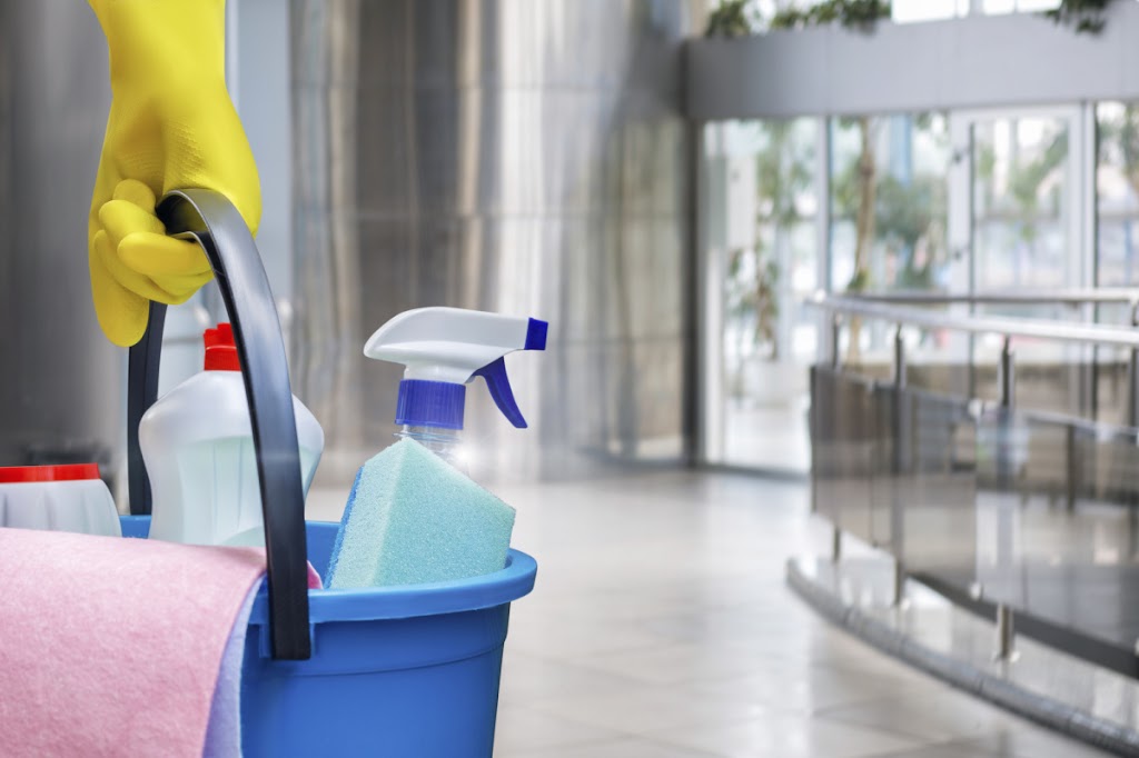 Sparx Cleaning | laundry | 61 Sleightholme Cres, Brampton, ON L6P 3E7, Canada | 4166024113 OR +1 416-602-4113